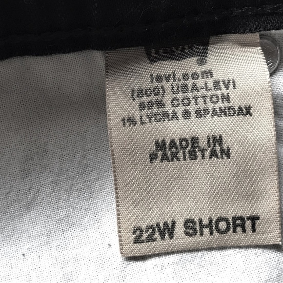 SOLD.  LEVI’S 512 Women’s Plus Size 22 Blk Jeans - Picture 8 of 8